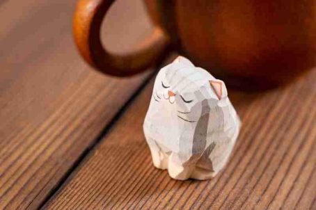 椴木雕小巧銀影貓：圖片 3