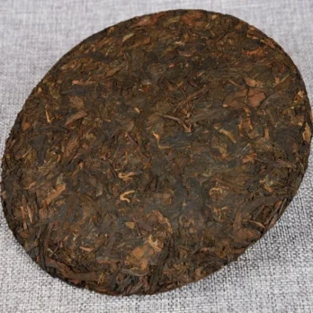2015年布朗陳香普洱熟茶餅357g (1)
